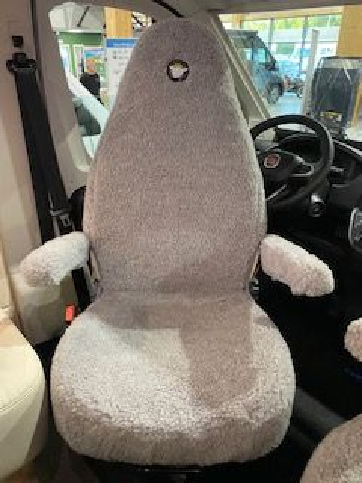 MODELL MILO in der Gruppe Reisemobil-Innenausstattung/Polsterung bei Ullbdden AB (MILO)